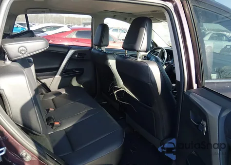 2018 Toyota Rav4 Limited z USA, uszkodzony, nr VIN 2T3DFREV5JW831760